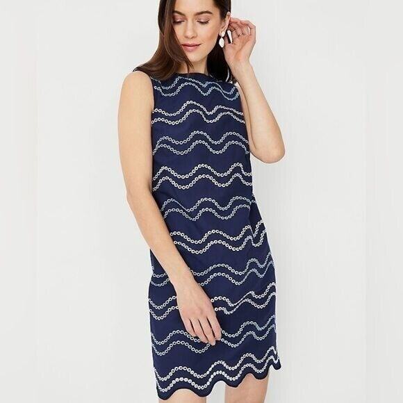 NEW Ann Taylor Petite Wave Embroidered Scalloped Shift Dress Sz 10 Navy #614409 - Picture 2 of 8